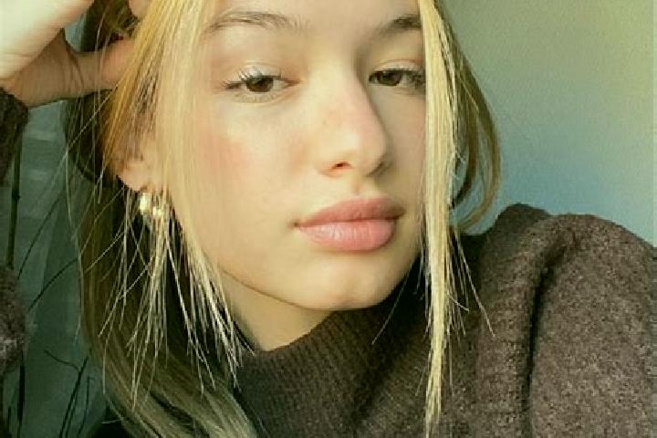 Nova, 23, a blonde brown-eyed latina companion based in Wschowa. Offering A-Level, Couples, Striptease, Dinner Date. Available for incall and outcall, overni...