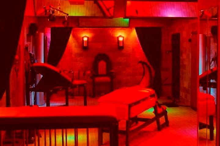 Nova, 23, a red blue-eyed caribbean companion based in Bani Hujjaj. Offering Striptease, Domination, Fetish, Overnight. Available for incall and outcall, ove...