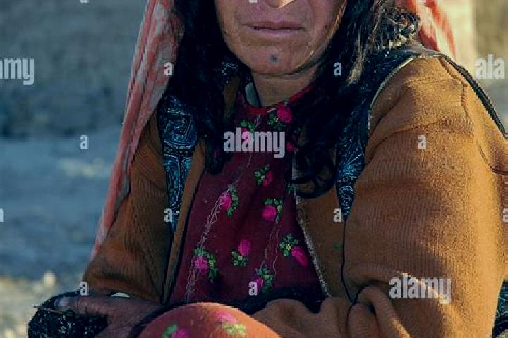 Nova, 23 — Escort in Dowlat Shah, Afghanistan