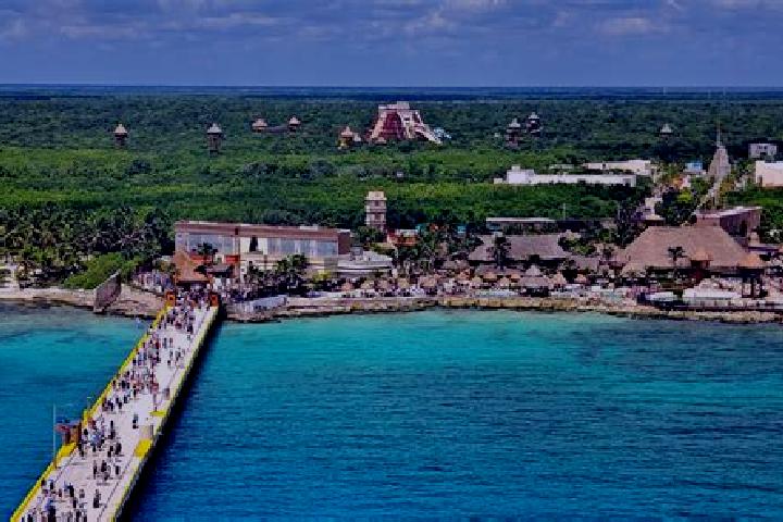 Nova, 23 — Escort in Mahahual, Mexico