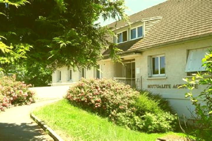 Nova, 23 — Escort in Marcillat-en-Combraille, France