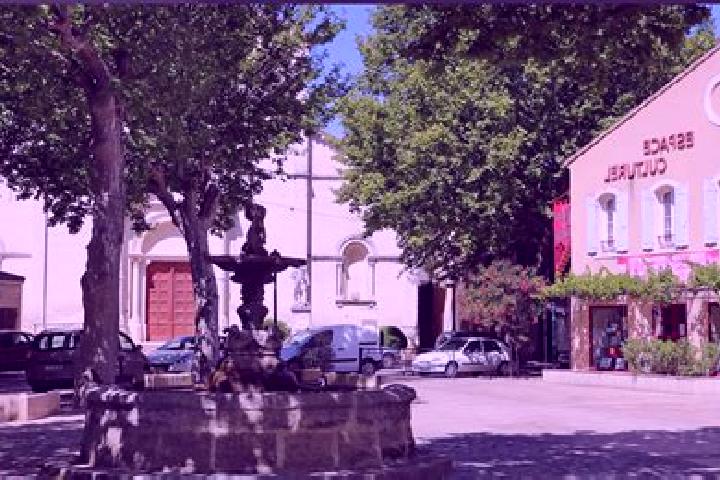 Nova, 23 — Escort in Sainte-Cecile-les-Vignes, France