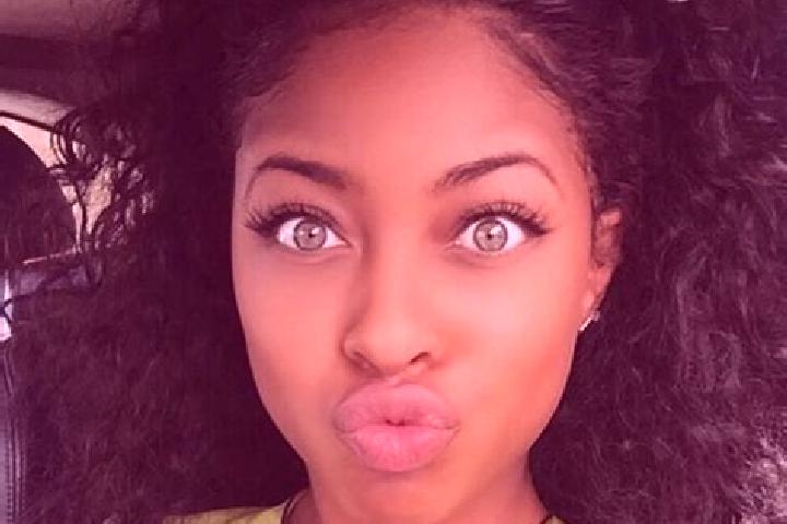 Nova, 24, a black green-eyed ebony companion based in Cigeur. Offering Couples, Massage, A-Level. Available for incall and outcall, day and evening dates.