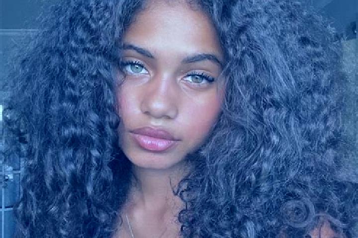 Nova, 24, a black grey-eyed ebony companion based in Algrange. Offering Domination, Overnight, Massage, Duos. Available for incall and outcall, overnight boo...