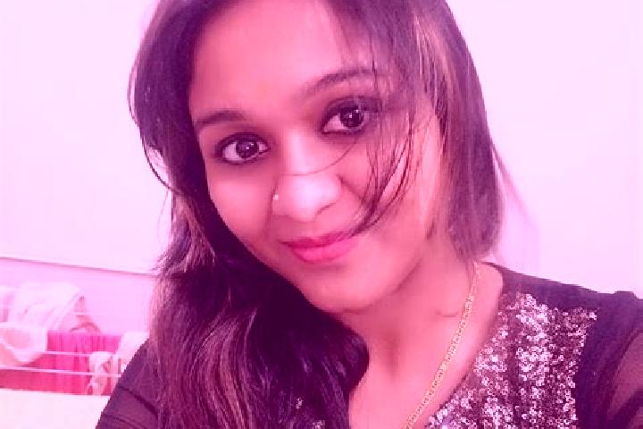 Nova, 24, a black grey-eyed indian companion based in Chandapuram. Offering Deep French Kissing, Massage, OWO, Travel Companion, Couples. Available for incal...