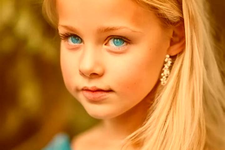 Nova, 24, a blonde blue-eyed mediterranean companion based in Czyzowek. Offering Prostate Massage, Travel Companion, Duos. Available for incall and outcall, ...