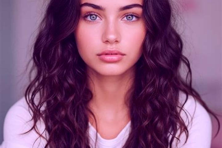 Nova, 24, a brunette amber-eyed mediterranean companion based in Barbusi. Offering Erotic Massage, Party Girl, Duos, Striptease. Available for incall and out...