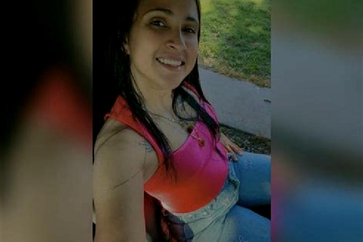 Nova, 24 — Escort in Belkis, Turkey