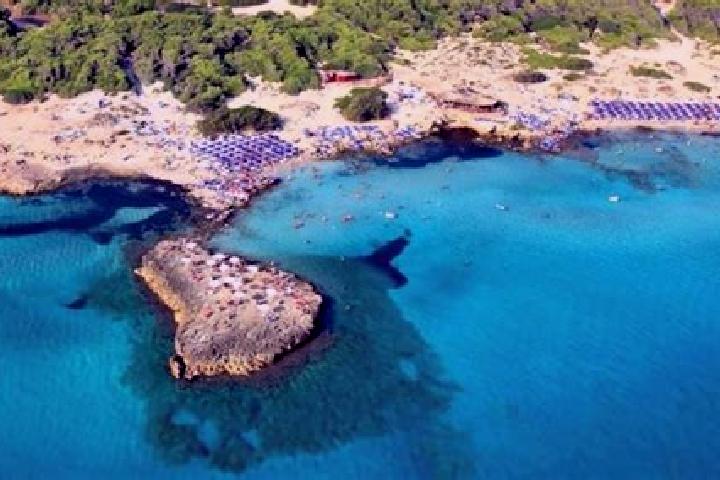 Nova, 24 — Escort in Marina di Mancaversa, Italy