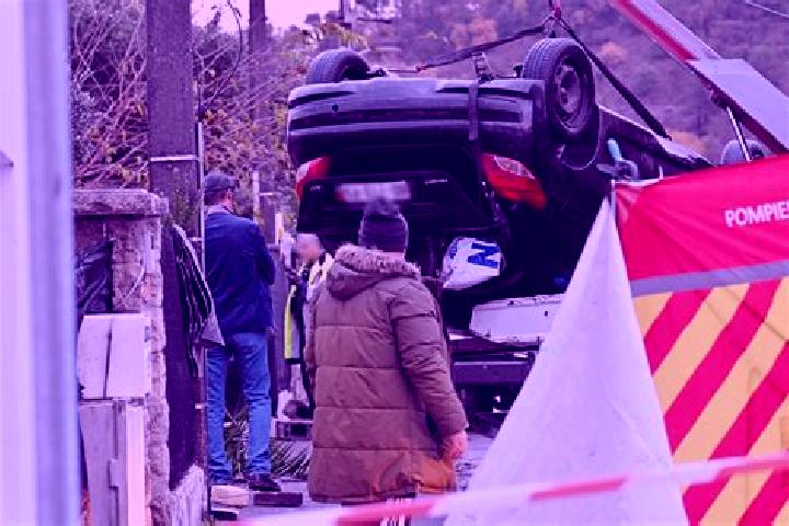Nova, 24 — Escort in Meyrargues, France