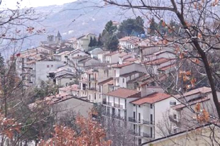 Nova, 24 — Escort in Poggio Sannita, Italy