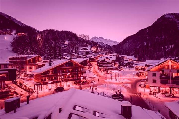 Nova, 24 — Escort in St Anton am Arlberg, Austria