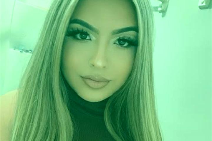 Nova, 25, a blonde grey-eyed latina companion based in Kickeshausen. Offering BDSM, Duos, Couples, Prostate Massage, 69. Available for incall and outcall, ov...