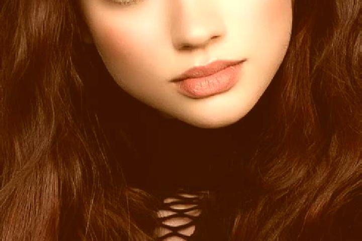 Nova, 25, a brunette dark-eyed european companion based in Merinchal. Offering OWO, Prostate Massage, Duos. Available for incall and outcall, overnight booki...