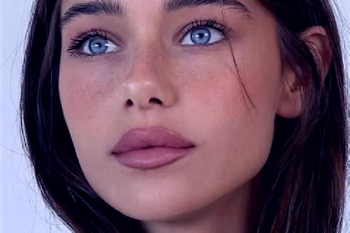 Nova, 25, a brunette grey-eyed mixed companion based in Bettingen. Offering Massage, Overnight, GFE, CIM. Available for incall and outcall, day and evening d...