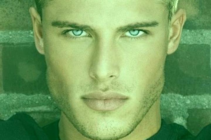 Nova, 25, a dark blonde grey-eyed caucasian companion based in At Tall al Kabir. Offering Duos, Party Girl, Dinner Date, Massage, A-Level. Available for inca...