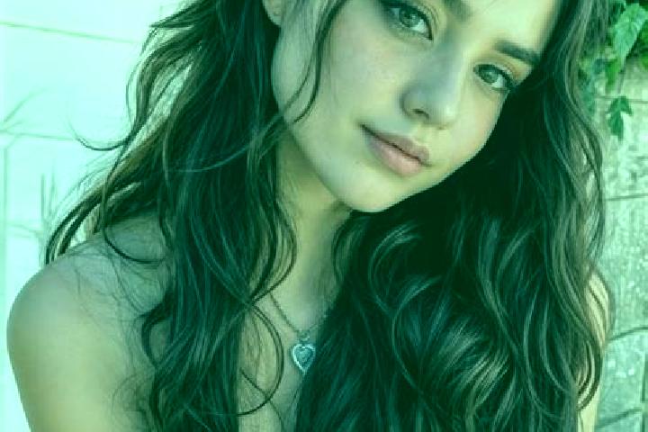 Nova, 25, a dark blonde hazel-eyed middle eastern companion based in Great Neck Estates. Offering Roleplay, Fetish, Striptease. Available for incall and outc...