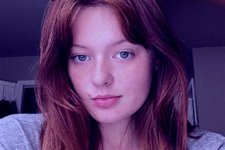 Nova, 25, a red grey-eyed caucasian companion based in Hiddenhausen. Offering Duos, Overnight, Dinner Date, Prostate Massage. Available for incall and outcal...