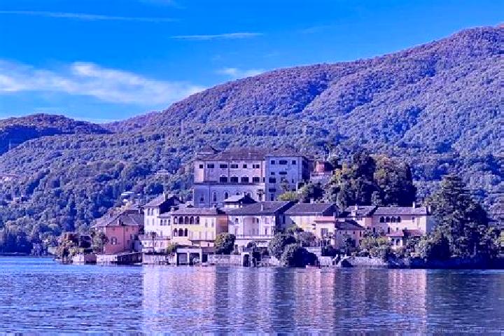 Nova, 25 — Escort in Grumolo Pedemonte, Italy