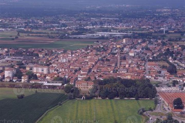 Nova, 25 — Escort in San Francesco al Campo, Italy