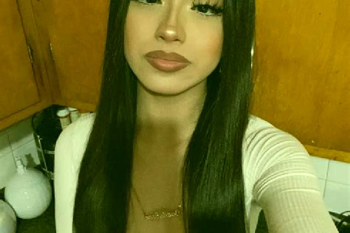 Nova, 26, a black grey-eyed latina companion based in Cassington. Offering Couples, A-Level, Dinner Date, OWO, Duos. Available for incall and outcall, day an...