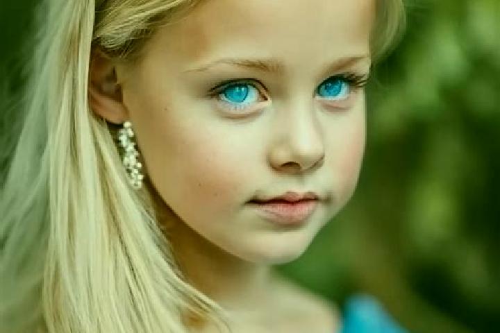 Nova, 26, a blonde blue-eyed mixed companion based in Naso. Offering Erotic Massage, 69. Available for incall and outcall, overnight bookings available.