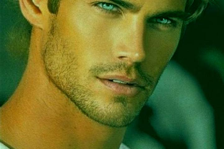 Nova, 26, a blonde dark-eyed caucasian companion based in Dabo. Offering Dinner Date, Overnight, OWO. Available for incall and outcall, day and evening dates.