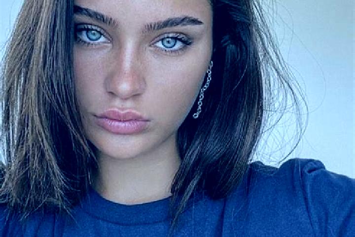 Nova, 26, a brunette blue-eyed caribbean companion based in Elkesley. Offering GFE, Massage, Duos, Couples. Available for incall and outcall, overnight booki...
