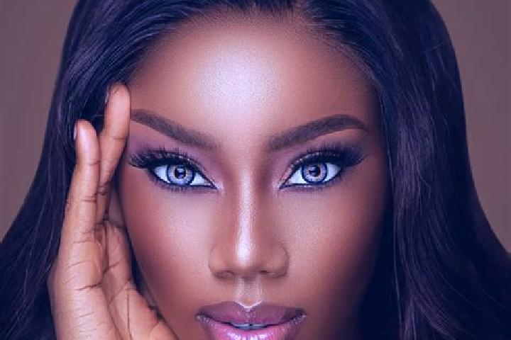 Nova, 26, a dark blonde blue-eyed ebony companion based in Aurukun. Offering Roleplay, Dinner Date, OWO, Prostate Massage. Available for incall and outcall, ...