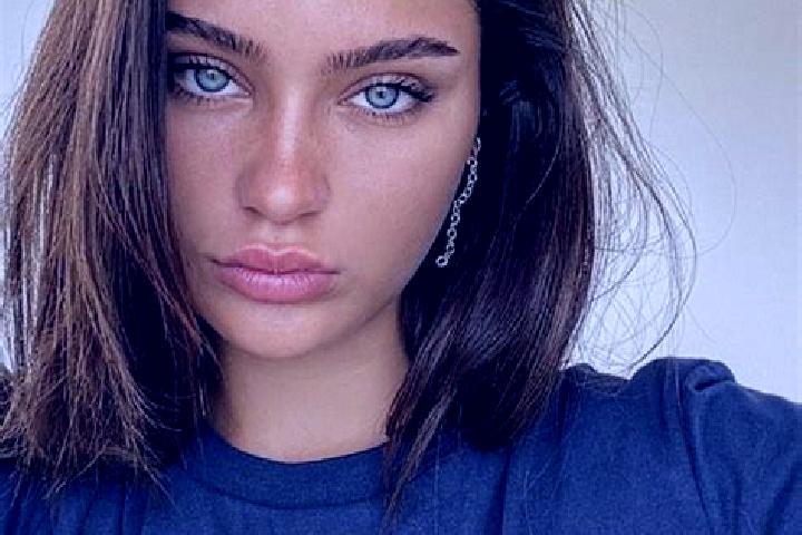Nova, 26, a red dark-eyed mixed companion based in Zerenda. Offering Striptease, Fetish, Party Girl. Available for incall and outcall, day and evening dates.