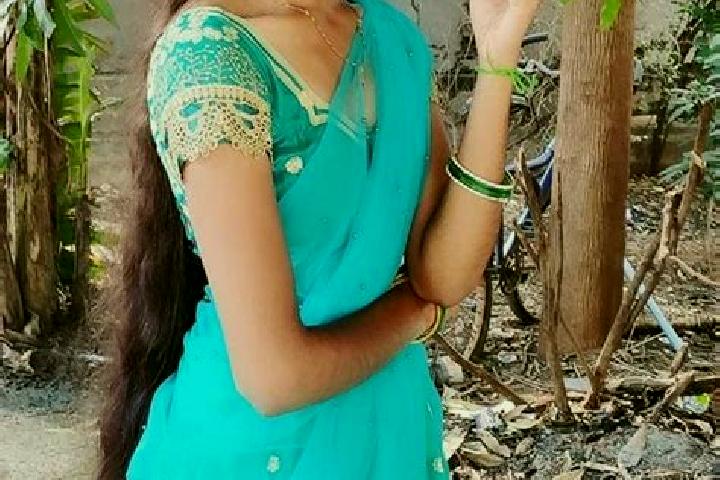 Nova, 26 — Escort in Tuni, India