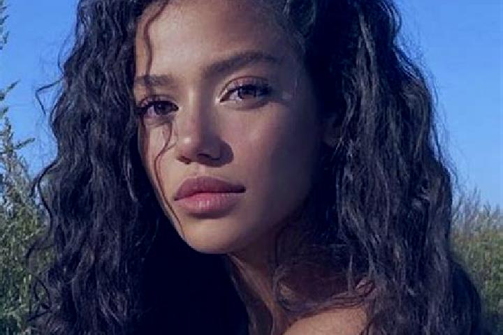 Nova, 27, a black brown-eyed latina companion based in Longzhouping. Offering Overnight, Tantra, A-Level, Deep French Kissing, Party Girl. Available for inca...