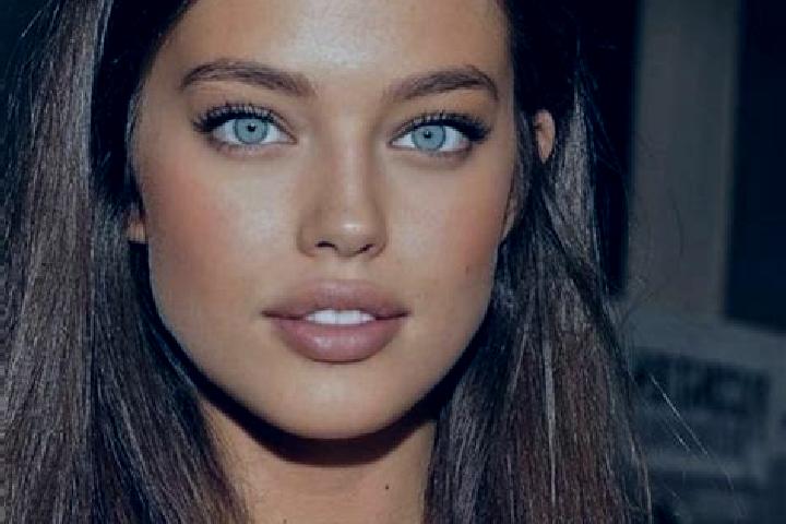 Nova, 27, a chestnut grey-eyed caucasian companion based in Bage awati. Offering Duos, Striptease, Dinner Date, Girlfriend Experience. Available for incall a...