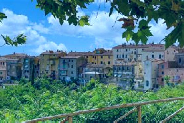 Nova, 27 — Escort in Castagneto Carducci, Italy