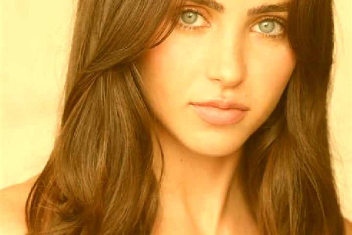 Nova, 28, a brunette blue-eyed caucasian companion based in Pinnaroo. Offering A-Level, CIM, Couples. Available for incall and outcall, day and evening dates.