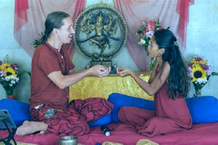 Nova, 28, a chestnut grey-eyed indian companion based in Taben-Rodt. Offering Roleplay, Domination, Tantra. Available for incall and outcall, day and evening...