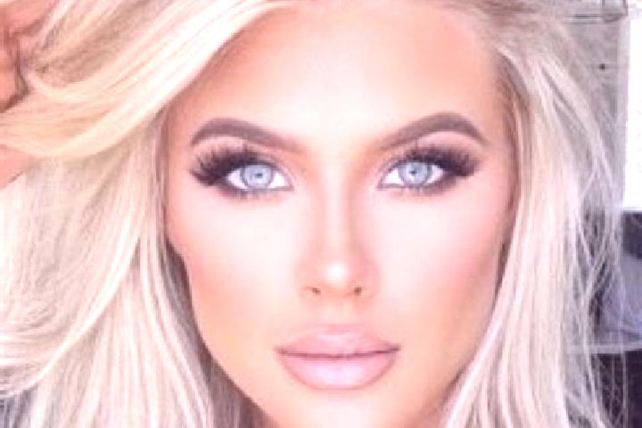 Nova, 28, a platinum blonde green-eyed mediterranean companion based in Akkeshi. Offering Erotic Massage, Couples, Overnight, Dinner Date, Tantra. Available ...