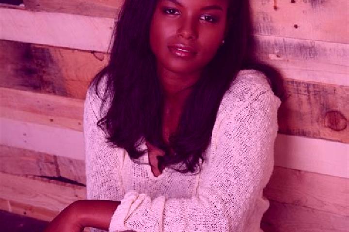 Nova, 28, a red dark-eyed ebony companion based in Nioumassi. Offering Massage, Girlfriend Experience, Party Girl. Available for incall and outcall, day and ...