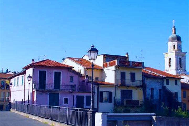 Nova, 28 — Escort in Borghetto di Vara, Italy
