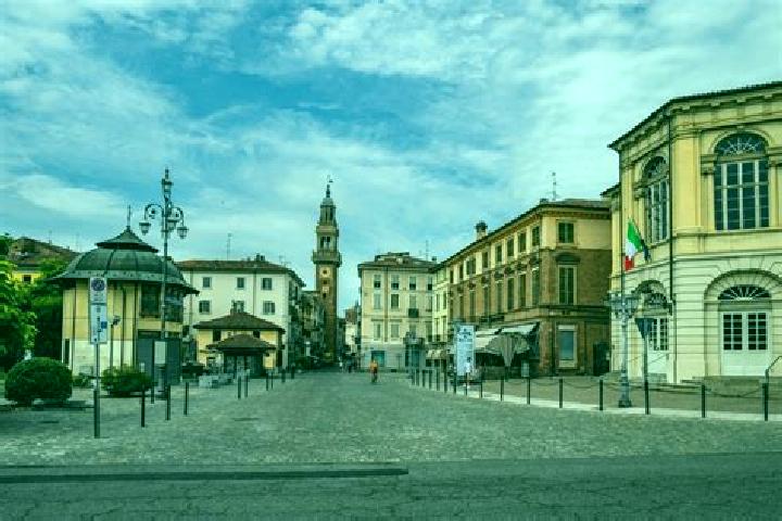 Nova, 28 — Escort in Casale Monferrato, Italy