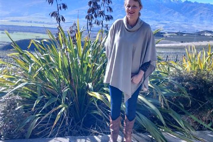 Nova, 28 — Escort in Hakataramea, New Zealand