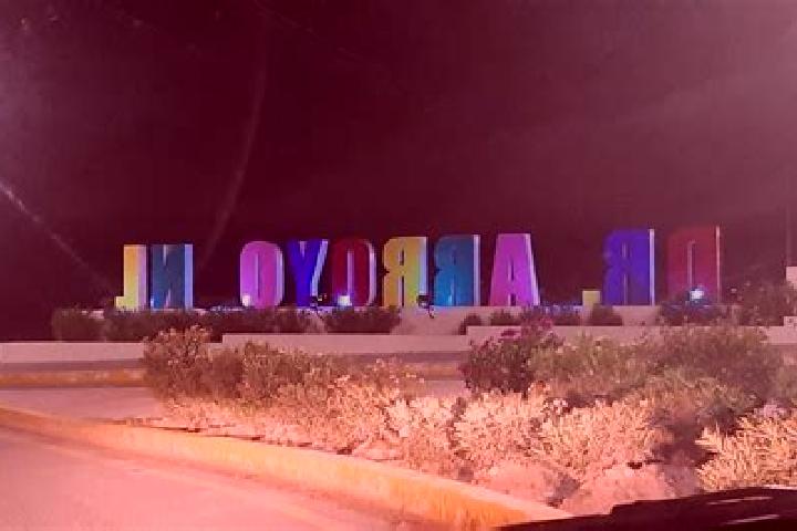 Nova, 28 — Escort in Plan de Arroyo, Mexico