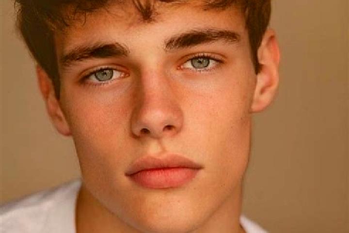 Nova, 29, a blonde brown-eyed caucasian companion based in Rizo de Oro. Offering OWO, Duos, Roleplay, Domination, Overnight. Available for incall and outcall...
