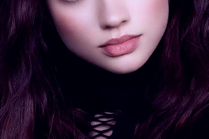 Nova, 29, a brunette blue-eyed european companion based in Falkenhain. Offering Striptease, Couples, Girlfriend Experience, Dinner Date. Available for incall...