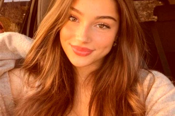 Nova, 29, a brunette grey-eyed latina companion based in San Marco la Catola. Offering Couples, Girlfriend Experience, Duos, Striptease. Available for incall...