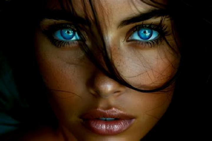 Nova, 29, a red blue-eyed middle eastern companion based in Nisipoasa. Offering BDSM, Fetish, OWO. Available for incall and outcall, day and evening dates.