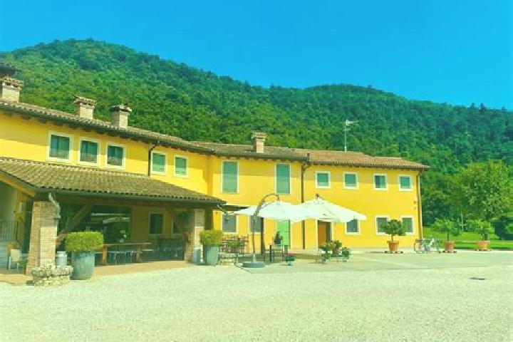 Nova, 29 — Escort in Cascina Valle-Stazione di Carimate, Italy