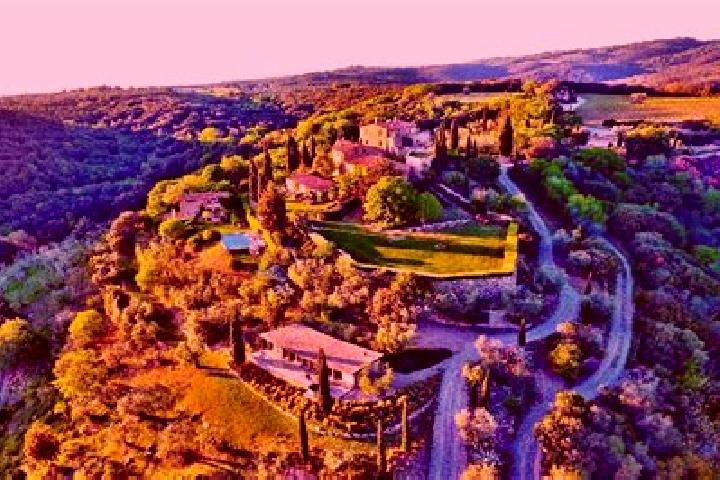 Nova, 29 — Escort in Vicarello, Italy