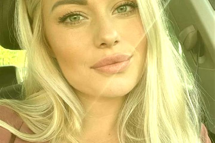 Nova, 30, a blonde hazel-eyed caribbean companion based in Cedar City. Offering Prostate Massage, OWO, Striptease, Girlfriend Experience, Overnight. Availabl...
