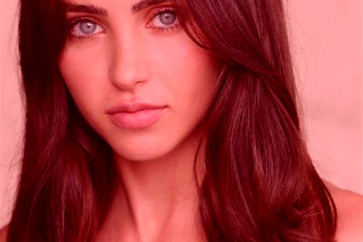 Nova, 30, a red brown-eyed latina companion based in Bhagal Jagana. Offering GFE, A-Level, OWO. Available for incall and outcall, overnight bookings available.